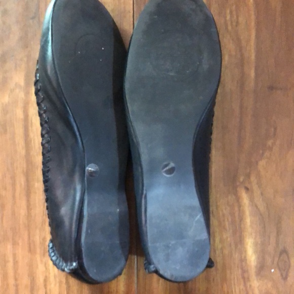 Tory Burch Black Flats size 9 - Picture 4 of 5